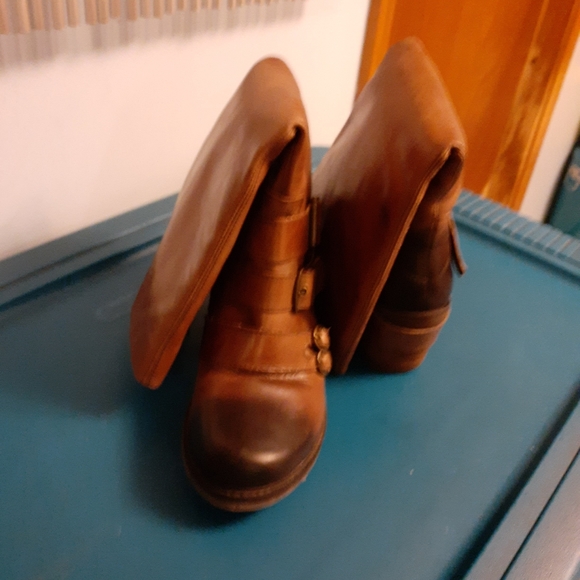 Matisse like new knee high boots. Size 8 1/2 - Picture 5 of 5